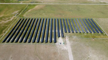 4,752 panels covering 8.5 acres located within the Town of Cardston.
